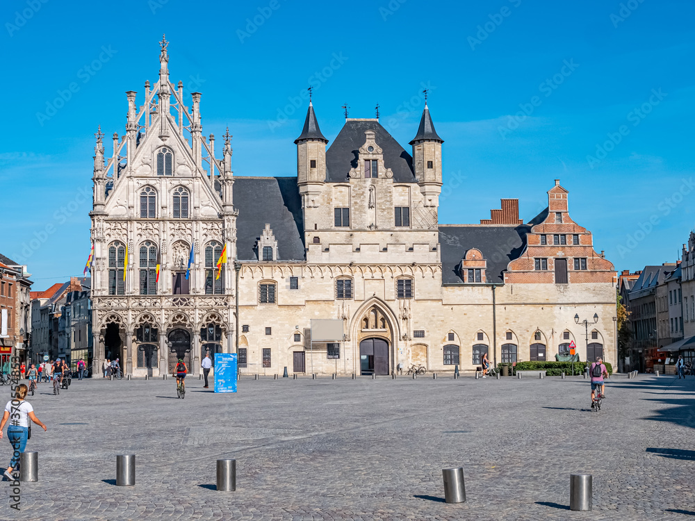 Naklejka premium Cityhall of Mechelen in Belgium on a sunny day