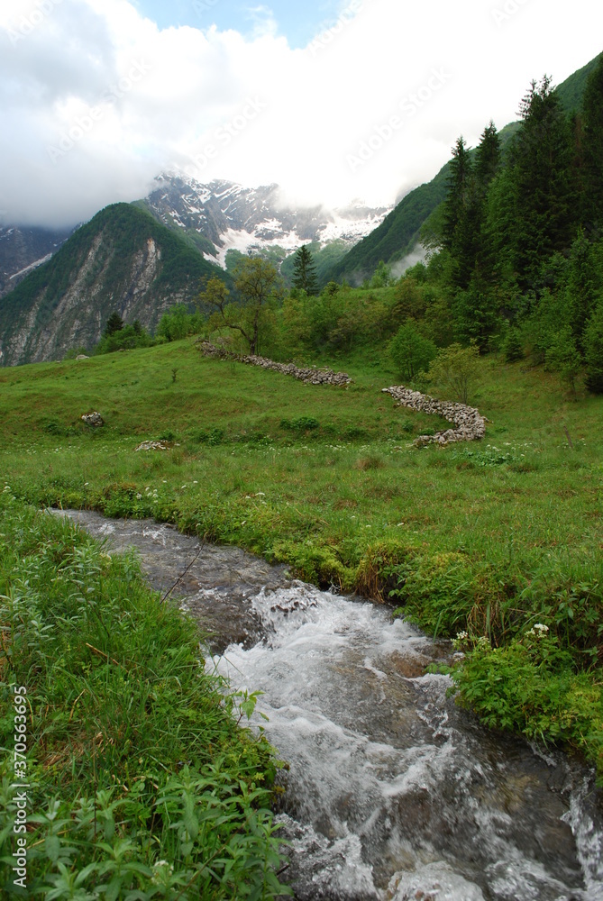 Fototapeta premium Sloenische Alpenlandschaft