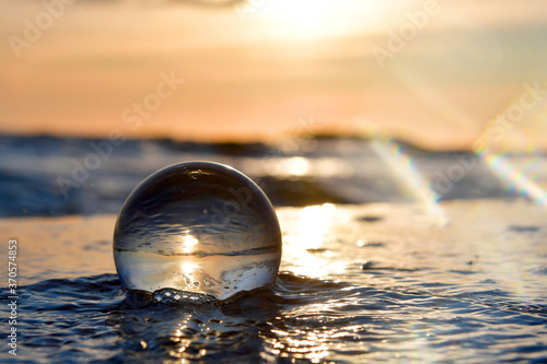 Fototapeta Naklejka Na Ścianę i Meble -  Lensball in the water