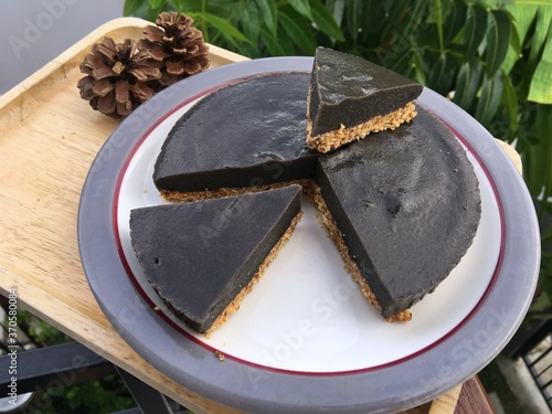 Black sesame with oat chesscake  photo