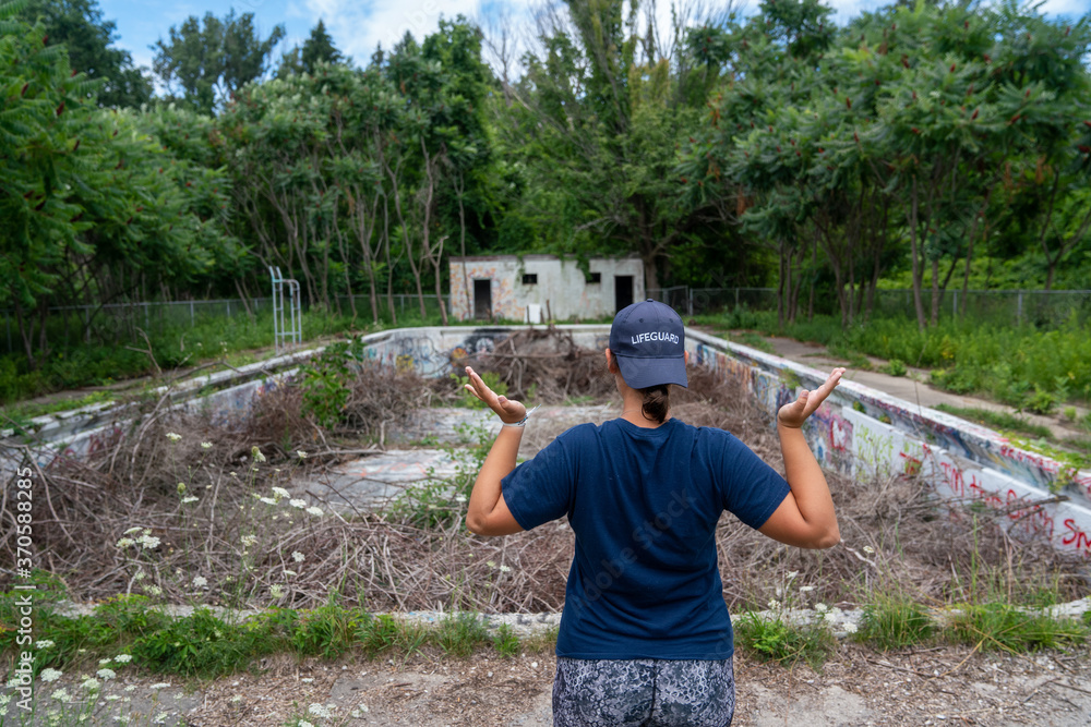Life Gurad reacts to an abandoned overgrown pool full of debris Life Gurad reacts to an abandoned overgrown pool full of debris