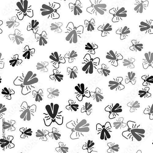 Black Clothes moth icon isolated seamless pattern on white background. Vector.