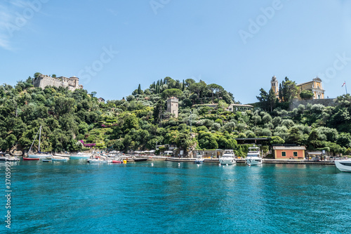 The bay of Portofino with the castle and the church of San Giulio © Alessio