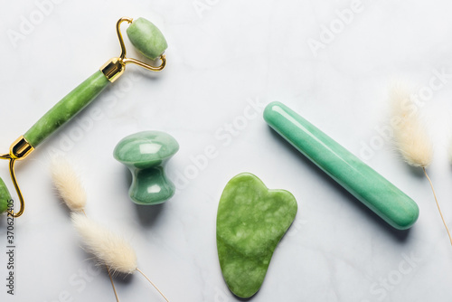 Set of Gua Sha massage tools for beauty facial massage therapy, Skin Care Anti-Aging Tools such as Green Aventurine Gua Sha Mushrooms, Wand, Jade face roller and stone