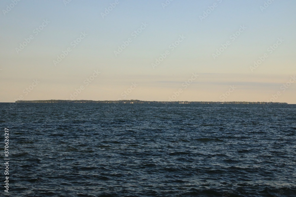 Fototapeta premium Distant view of Kelley’s Island on Lake Erie