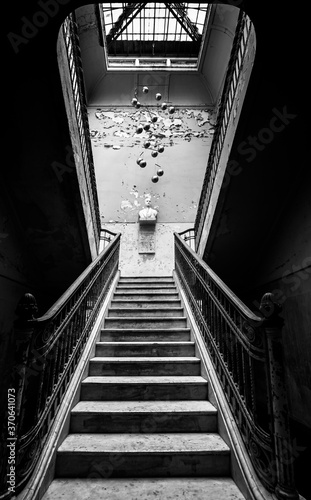 Escada do antigo hospital Matarazzo antes da revitalização, em São Paulo, SP. photo