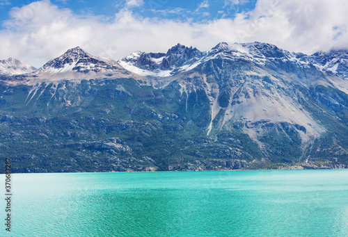 Fototapeta Naklejka Na Ścianę i Meble -  Lake in Patagonia