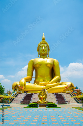 Big Gold Buddha in Ang Thong Thailand  high 95 mater 