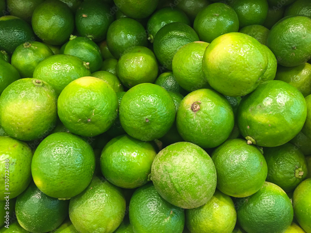 Lime brasiliano in una bancarella di Rio de Janeiro Lime brasiliano in una bancarella di Rio de Janeiro