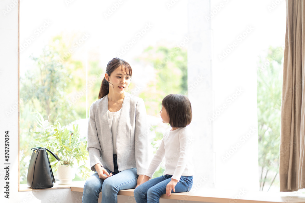 アジア人 親子 母と娘 ポートレート アジア人 親子 母と娘 ポートレート