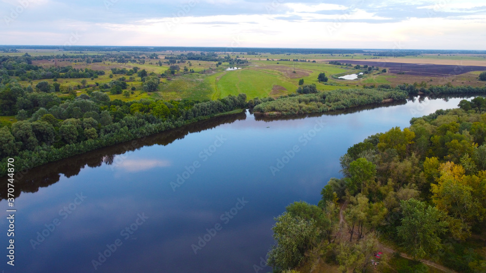 View of the Desna River near the city of Chernigov.
The Desna River originates in Russia and flows into the Dnieper near Kiev.
