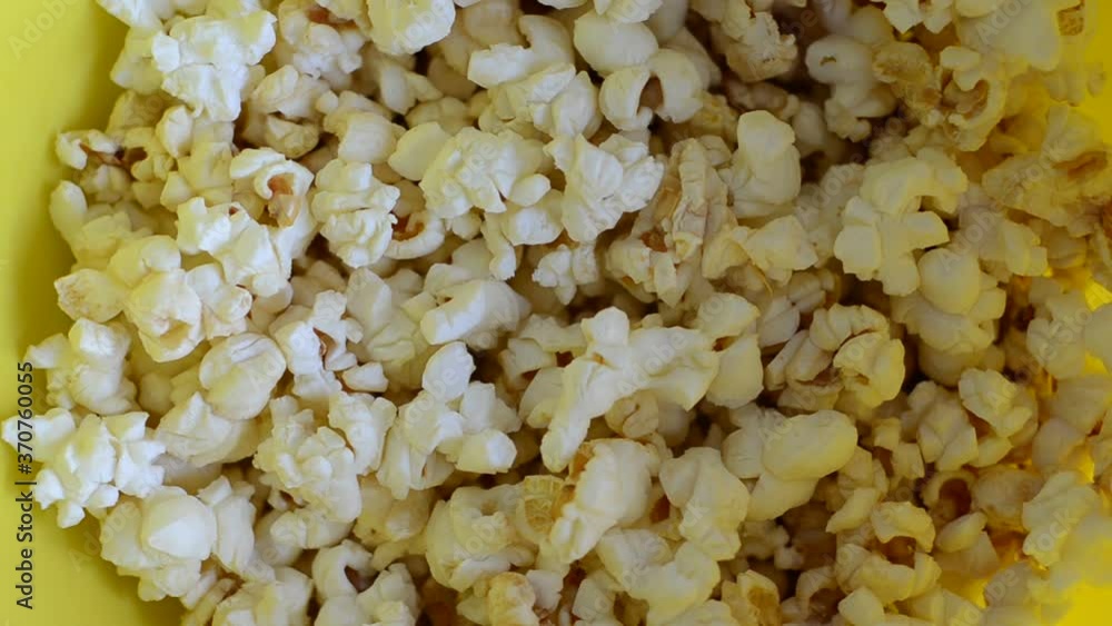Scattered sweet popcorn spinning in circles Scattered sweet popcorn spinning in circles