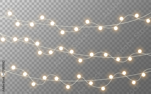 Christmas lights. Gold glowing garland on transparent background. Realistic light bulbs decoration. Bright luminous elements. Festive card template. Shining border. Vector illustration