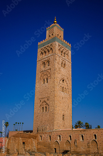 Minarete en mezquita