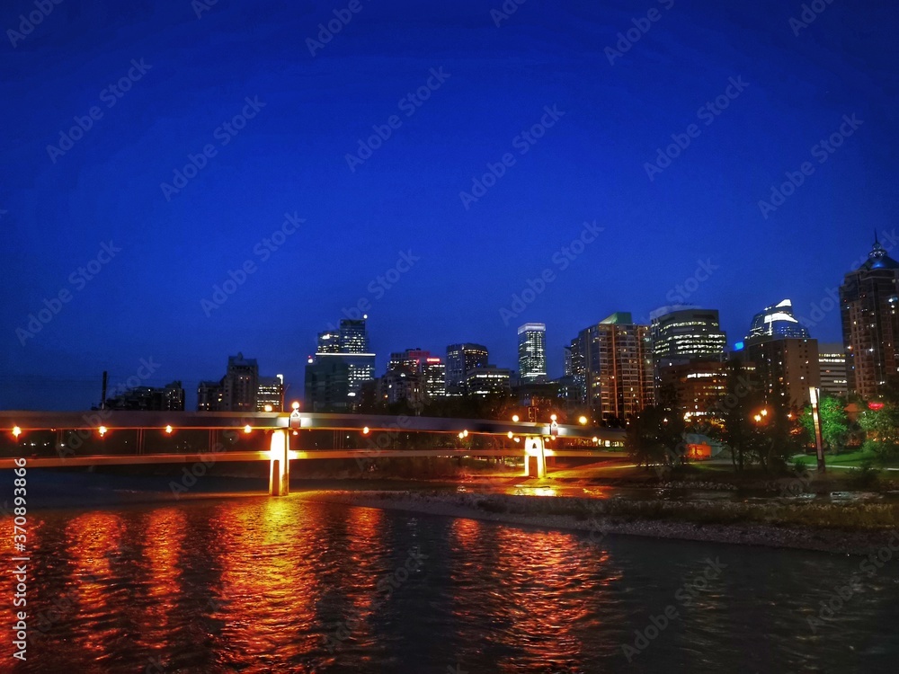 Fototapeta premium night view of city