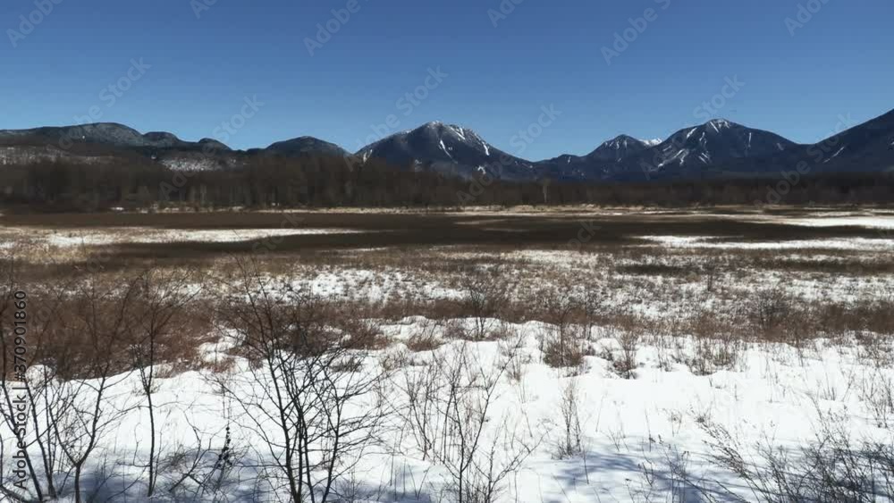 雪の残る湿原 戦場ヶ原 雪の残る湿原 戦場ヶ原