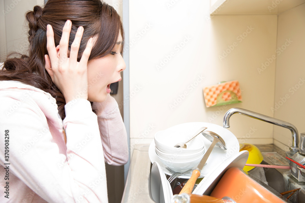 片付けられない女性 片付けられない女性