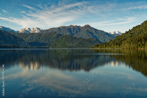 Fototapeta Naklejka Na Ścianę i Meble -  Lake Kaniere, Hokitika, West Coast, New Zealand.