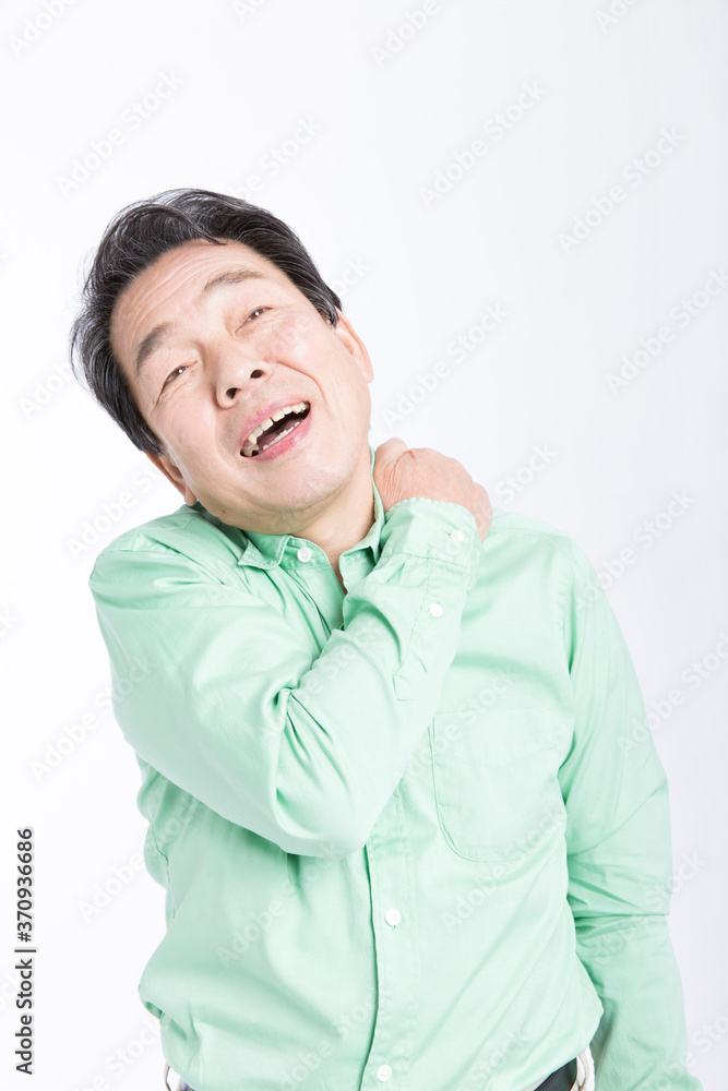 肩凝りが改善された男性 肩凝りが改善された男性