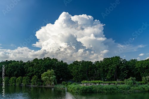 夏のある日の空模様
