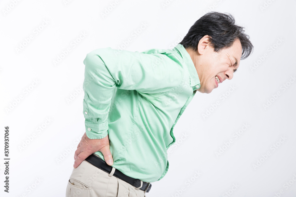 腰痛の男性 腰痛の男性