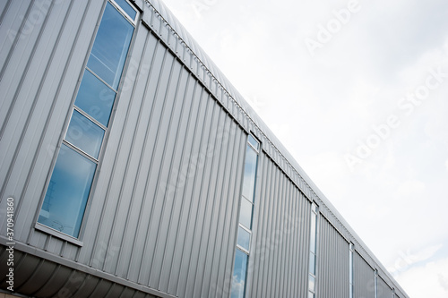 Aluminum profiles for facades and facades. Production of aluminum