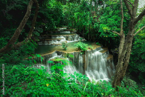 Fototapeta Naklejka Na Ścianę i Meble -  Landscape of Huai Mae Khamin Waterfall in National Park, Kanchanaburi, Thailand