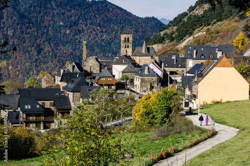 Foto Vilamos, valle de Aran, Catlunya, cordillera de los Pirineos, Spain, europe