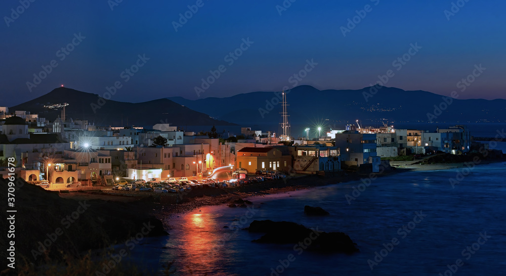 Fototapeta premium Panoramic night scene of Chora, Naxos, Greece