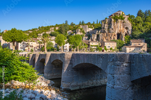 Canvas-taulu France, Ardèche (07), le village de Labeaume