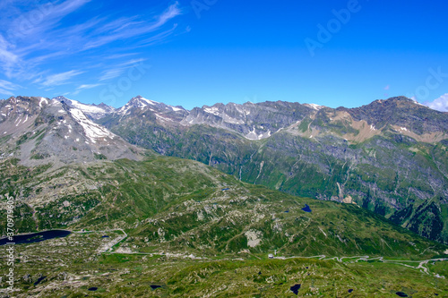 Panorama sul Passo San Bernardino dalla vetta del Piz Uccello, 2.724 m, Alpi dell'Adula, Alpi Lepontine, Svizzera