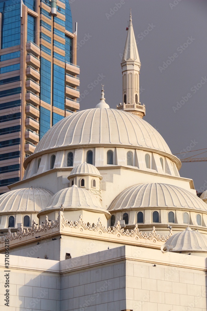 Naklejka premium Mosque in Sharjah, UAE