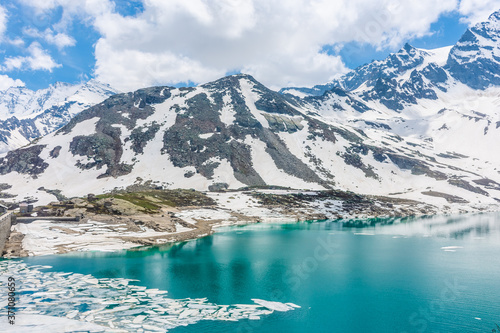 Colorful emerald lake inItalian Alps © Stefano Zaccaria