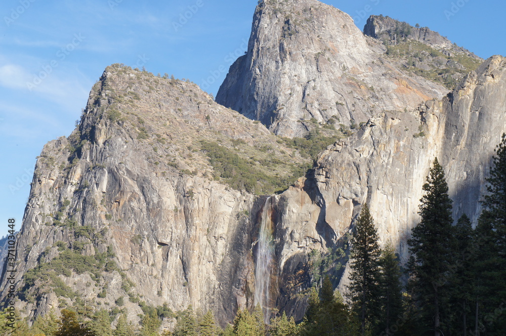 Rainbow Bridalveil Fall, Yosemite National Park, California Rainbow Bridalveil Fall, Yosemite National Park, California