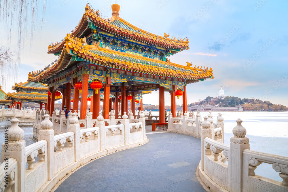 Obraz premium The Five-Dragon Pavilions at the north west of Beihai Park in Beijing, China