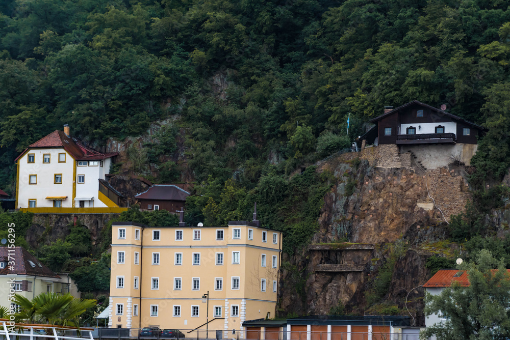 Häuser an der Donau in Passau