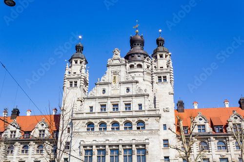 Obraz na płótnie Neues Rathaus in Leipzig im Frühling w salonie