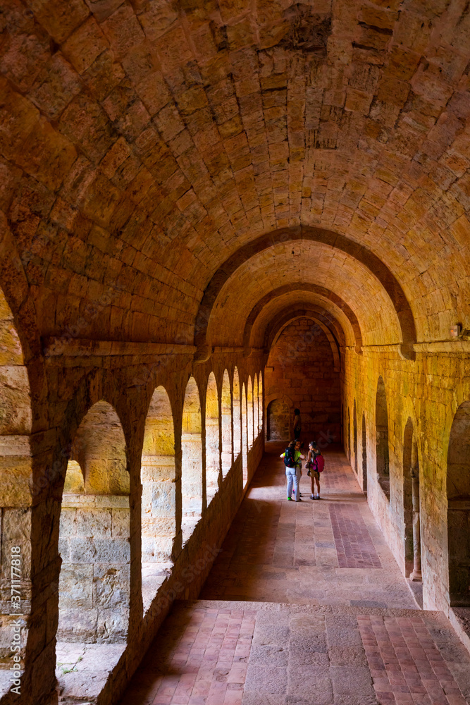 Obraz premium Le Thoronet Abbey, L'Abbaye du Thoronet, Var Department, Cistercian Architecture, Provence, France, Europe