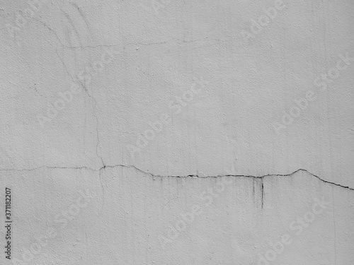 Wallpaper Mural old white wall with crack background Torontodigital.ca