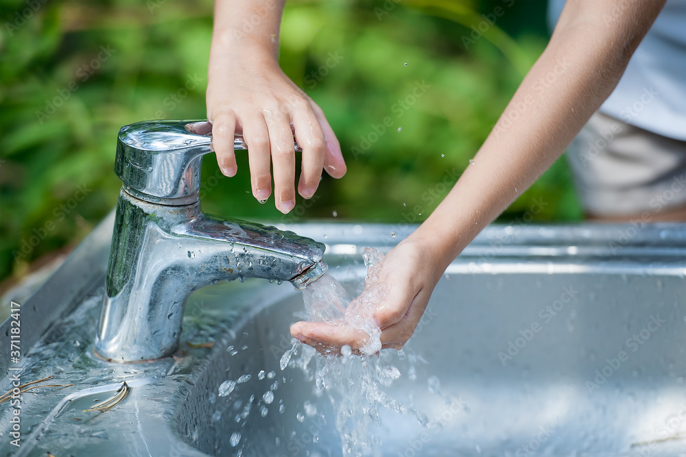 Turn Off Water Faucet