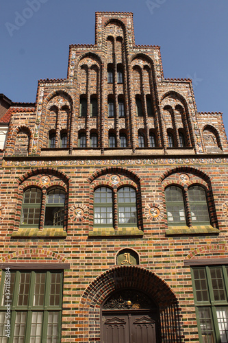 Hanseatisches Kleinod; Kerkhofhaus (Stadtarchiv und Standesamt) in Rostock photo