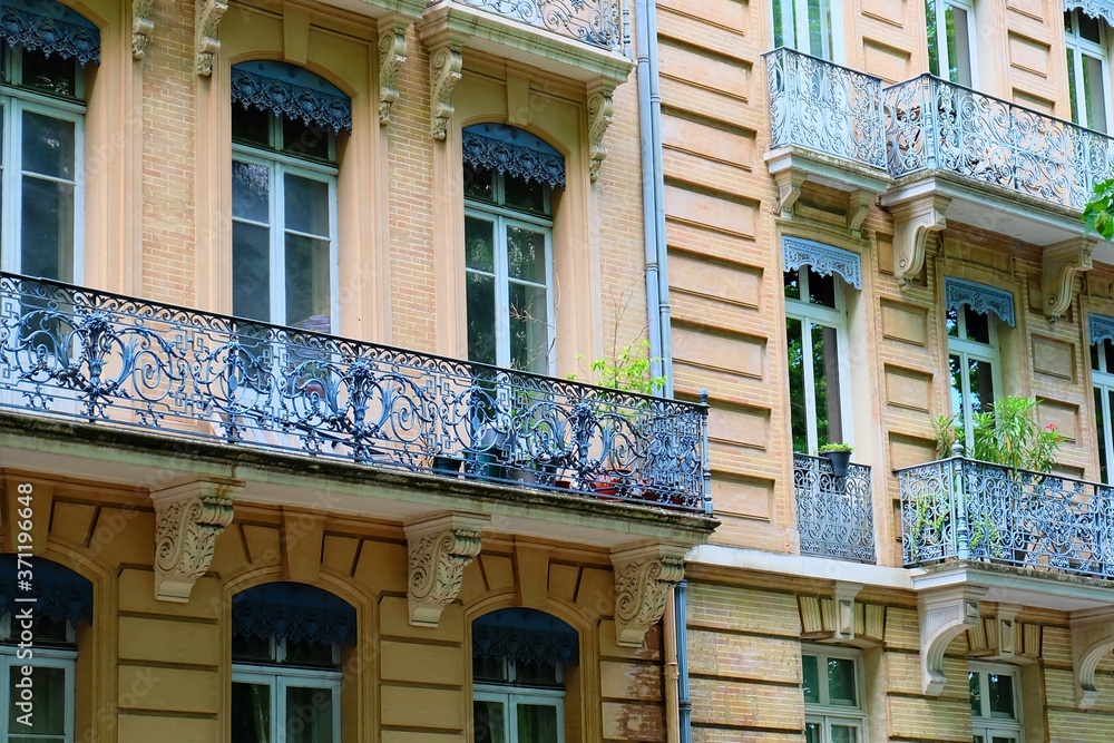 Obraz premium Street in Toulouse old town, France