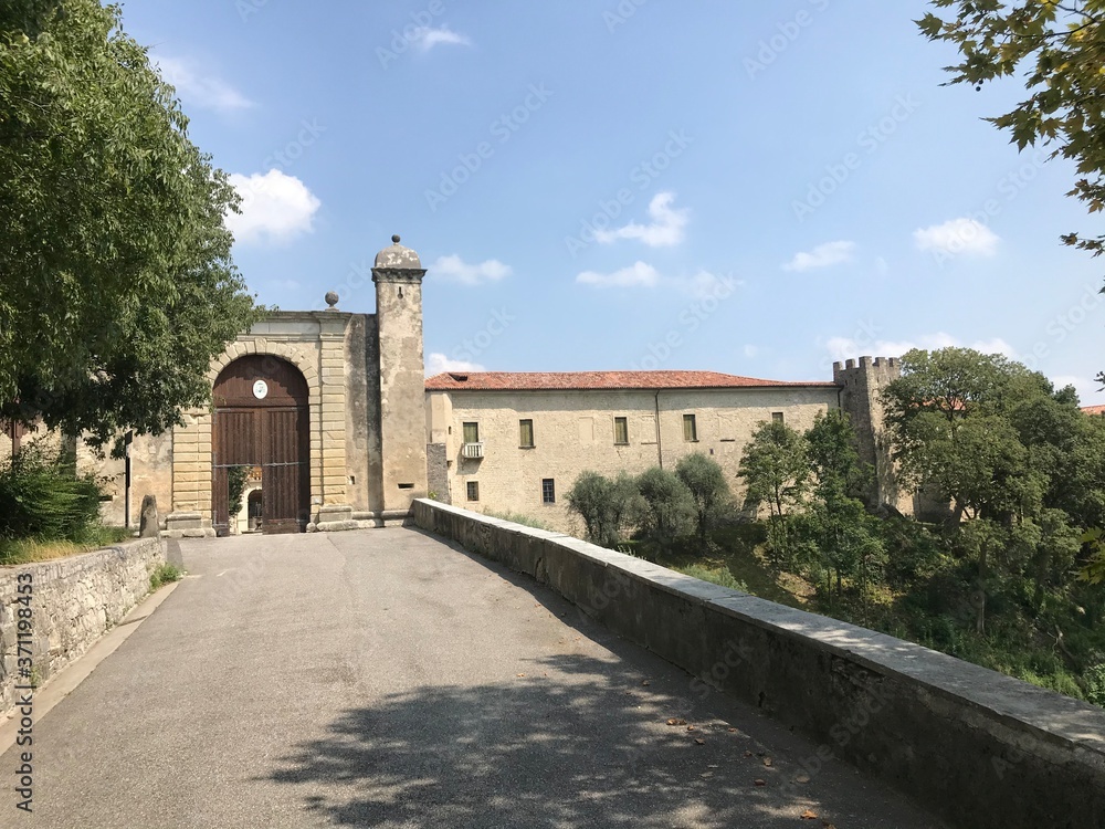 Obraz premium view of the old town of vittorio veneto