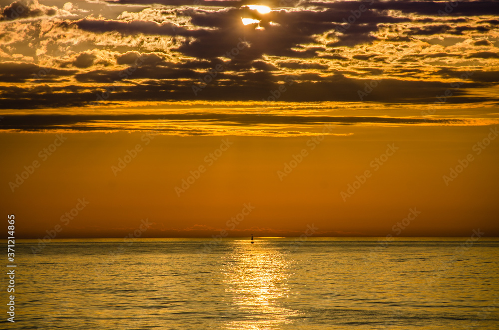 Fototapeta premium sunset on beach