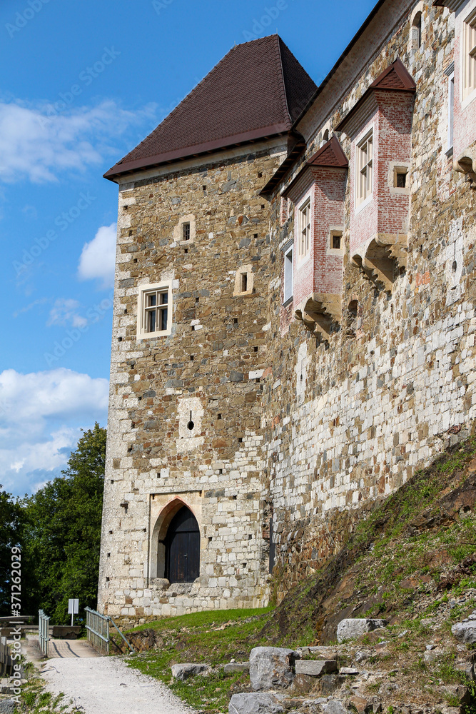 The outer wall and watch tower on Ljubljana Castle / Ljubljanski grad, Ljubljana