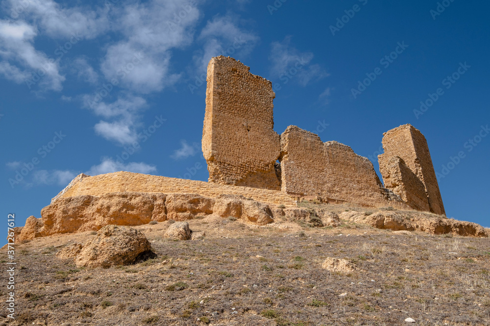 Castillo de Montuenga de Soria, Castillo de los Padilla, Montuenga de Soria,  Comarca de Arcos de Jalón,  Soria,  comunidad autónoma de Castilla y León, Spain, Europe
