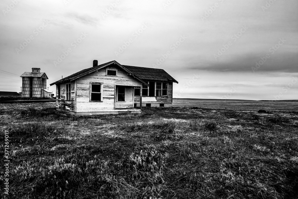 Old Abandoned Country Store in Washington State Old Abandoned Country Store in Washington State