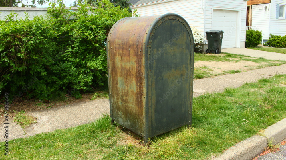 Rusted out mail box from the USPS Rusted out mail box from the USPS