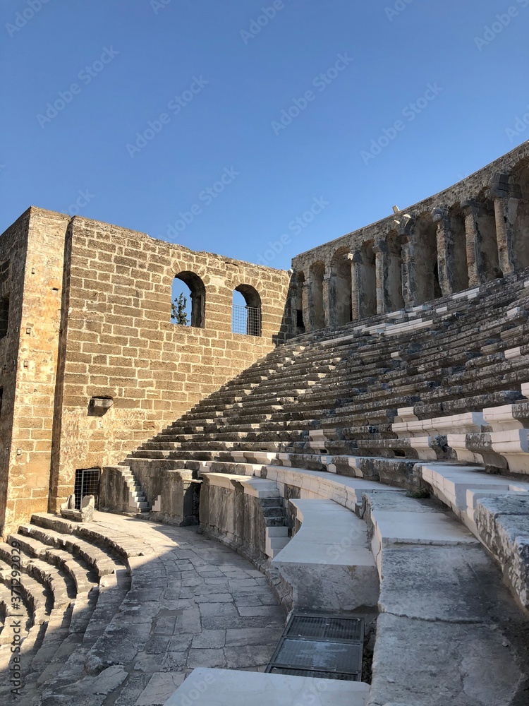 greek amphitheater in pula Aspendos