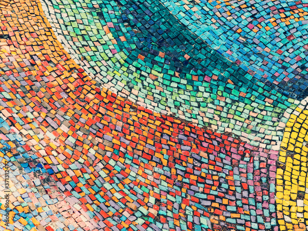 Detail of beautiful old collapsing abstract ceramic mosaic adorned building. Venetian mosaic as decorative background. Selective focus. Abstract Pattern. Abstract mosaic colored ceramic stones - obrazy, fototapety, plakaty 